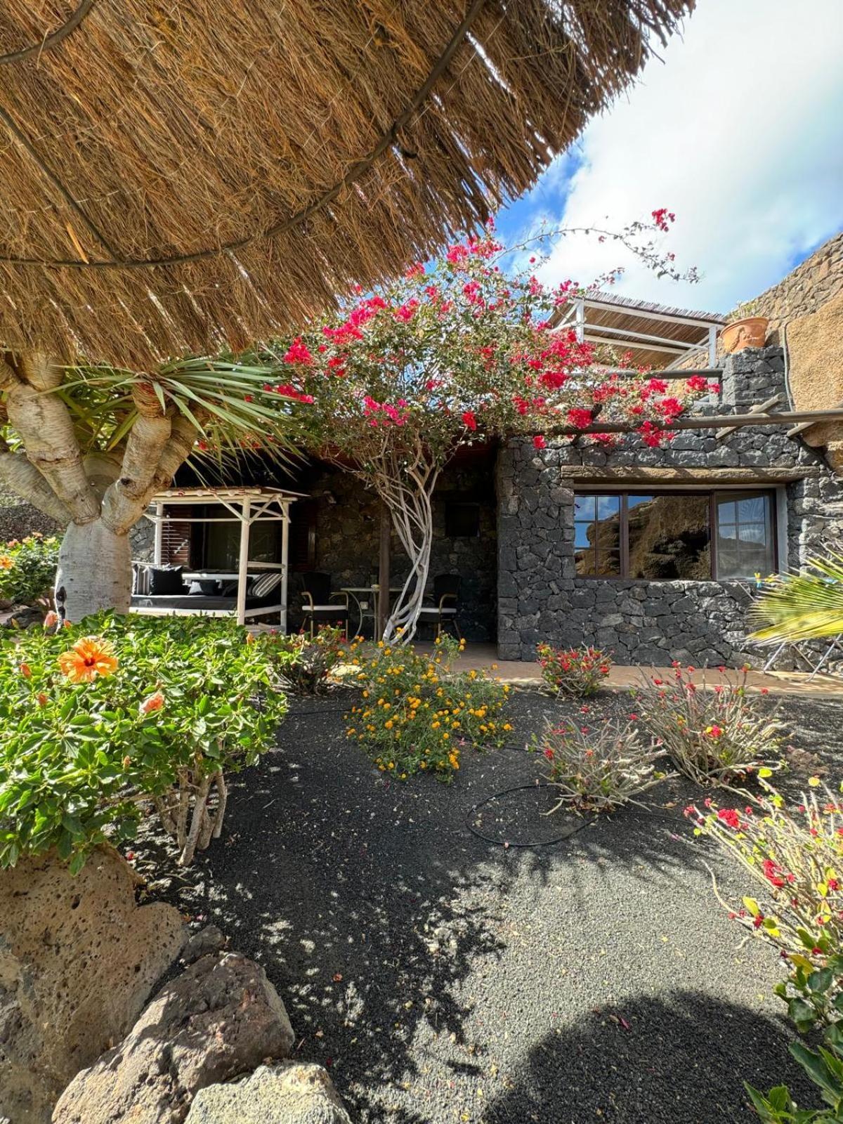 Castillo Lanzarote Villa Bailey - Luxury Villa - Pet Friendly With Heated Pool La Asomada  외부 사진